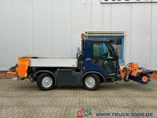 Multicar Tremo X56 Winterdienst Streuer + Besen NUR 9TKM - سياره كنس شوارع: صور 5 Multicar Tremo X56 Winterdienst Streuer + Besen NUR 9TKM - سياره كنس شوارع: صور 5