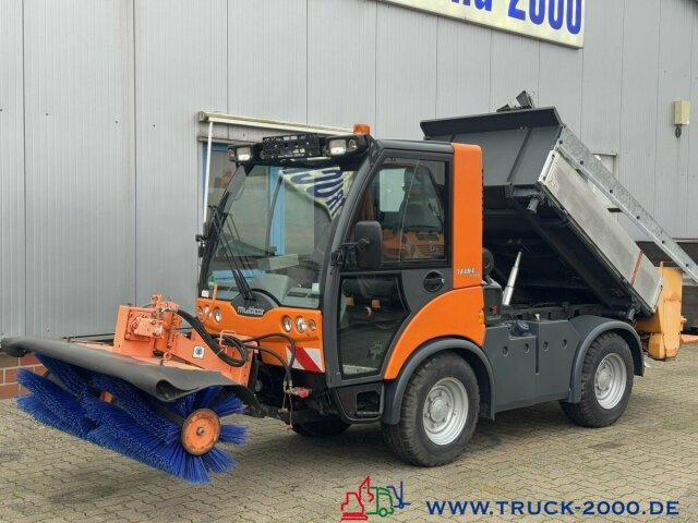 Multicar Tremo X56 Winterdienst Streuer + Besen NUR6689KM - سياره كنس شوارع: صور 3 Multicar Tremo X56 Winterdienst Streuer + Besen NUR6689KM - سياره كنس شوارع: صور 3