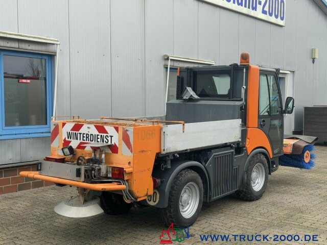 Multicar Tremo X56 Winterdienst Streuer + Besen NUR9769KM - سياره كنس شوارع: صور 3 Multicar Tremo X56 Winterdienst Streuer + Besen NUR9769KM - سياره كنس شوارع: صور 3