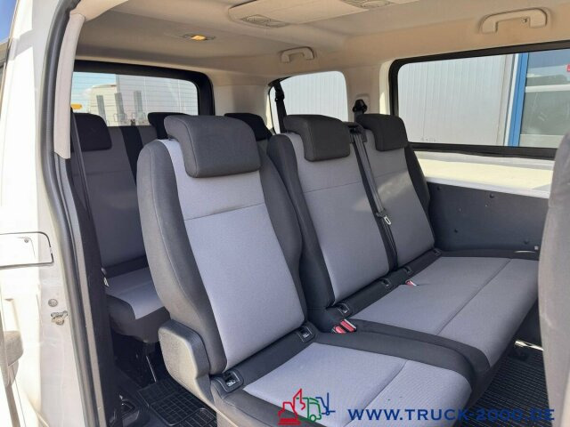Opel Vivaro 9 Sitzer Klima vorne & hinten Navi + DAB - حافلة صغيرة, ميكروباص: صور 5 Opel Vivaro 9 Sitzer Klima vorne & hinten Navi + DAB - حافلة صغيرة, ميكروباص: صور 5