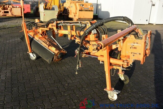 Unimog Dücker RSM 13/2 Ausleger & Schlegelmäher - جزازة رافعة: صور 1 Unimog Dücker RSM 13/2 Ausleger & Schlegelmäher - جزازة رافعة: صور 1