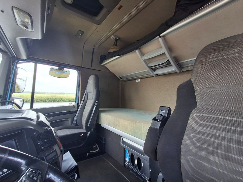 DAF XF105.460 - شاحنة جرار: صور 3 DAF XF105.460 - شاحنة جرار: صور 3