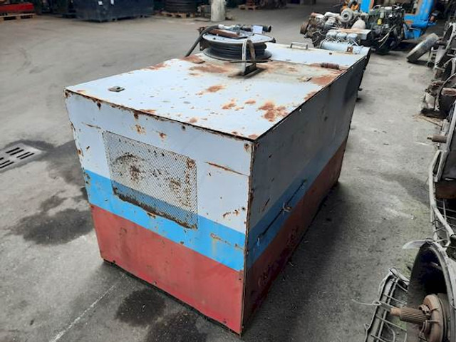 Deutz F2L912 - المحرك و قطع الغيار: صور 3 Deutz F2L912 - المحرك و قطع الغيار: صور 3