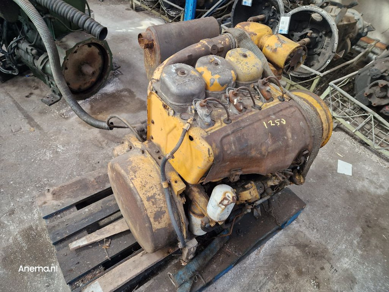 Deutz F3L912 - المحرك: صور 1 Deutz F3L912 - المحرك: صور 1