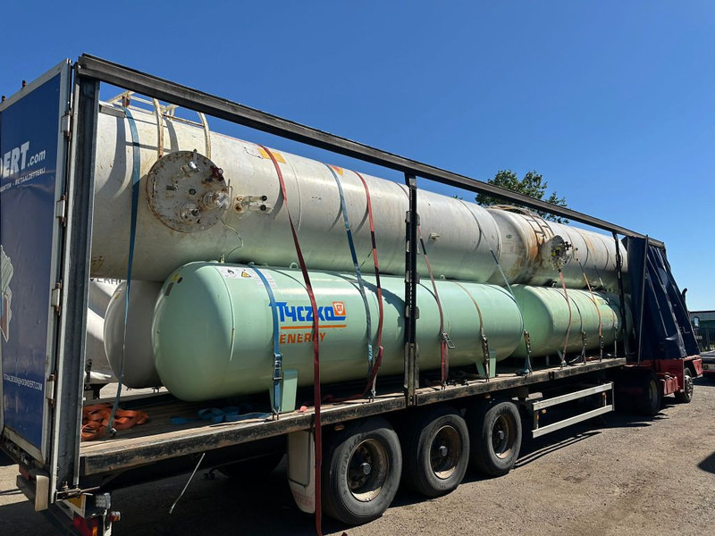 FULL TRAILER LOADED WITH LPG TANKS - الخيمة نصف مقطورة: صور 1 FULL TRAILER LOADED WITH LPG TANKS - الخيمة نصف مقطورة: صور 1