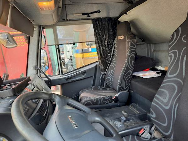 Iveco 120E25 EUROCARGO - بصندوق مغلق شاحنة: صور 4 Iveco 120E25 EUROCARGO - بصندوق مغلق شاحنة: صور 4