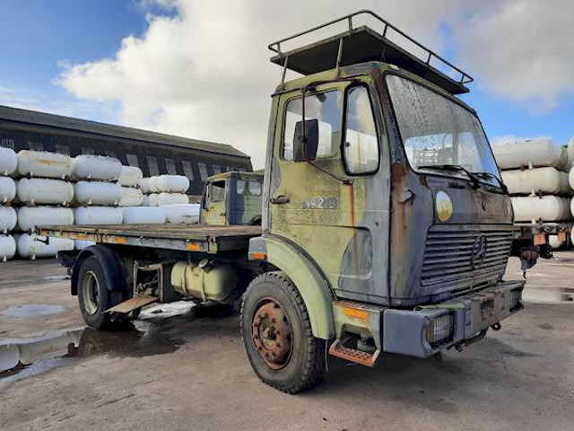 Mercedes-Benz 1213 - شاحنات مسطحة: صور 2 Mercedes-Benz 1213 - شاحنات مسطحة: صور 2