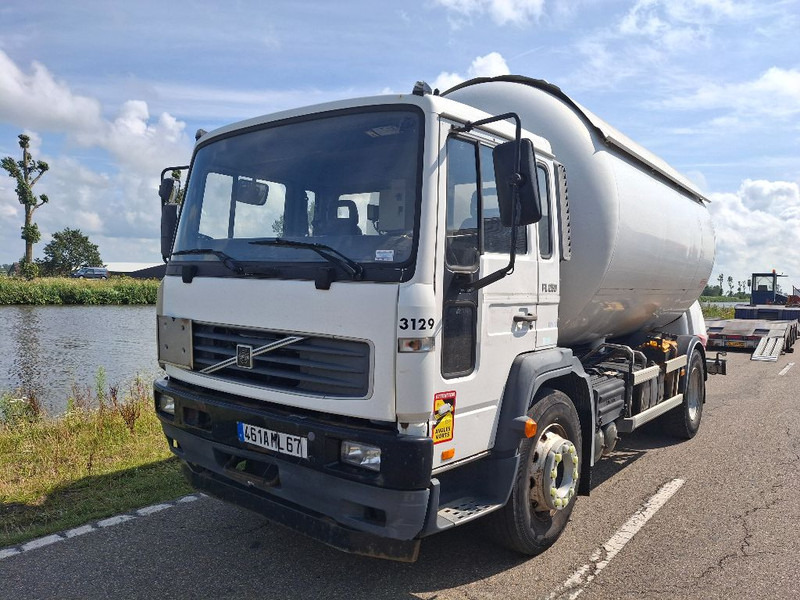 Volvo FL 250 GAS / LPG - شاحنة صهريج: صور 1 Volvo FL 250 GAS / LPG - شاحنة صهريج: صور 1