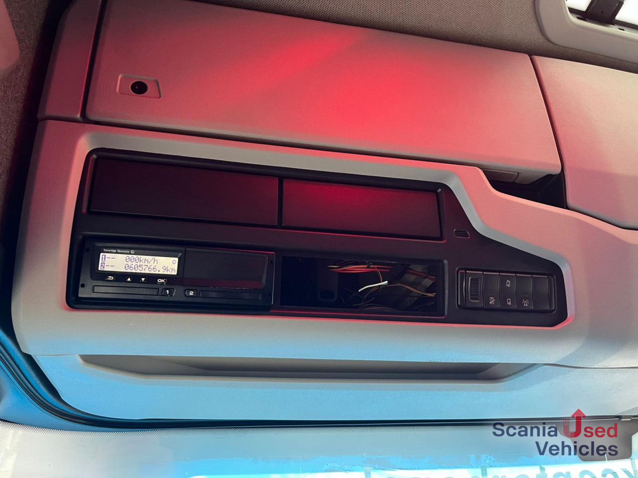 شاحنة جرار SCANIA R 410 A4x2NA RETARDER ADR FL LED ACC: صور 6 شاحنة جرار SCANIA R 410 A4x2NA RETARDER ADR FL LED ACC: صور 6