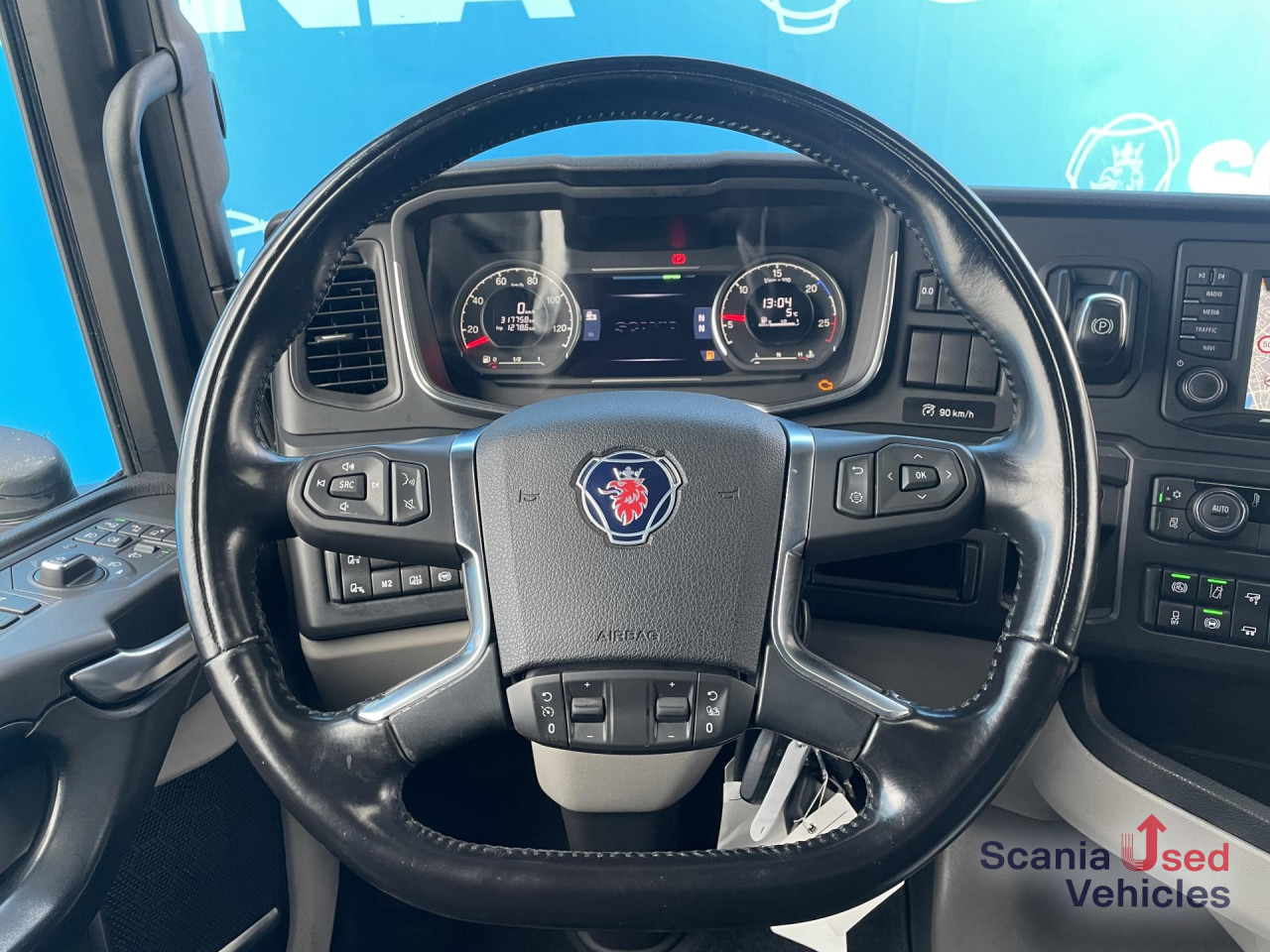 SCANIA R 410 A4x2NA RETARDER LED NAVI - شاحنة جرار: صور 3 SCANIA R 410 A4x2NA RETARDER LED NAVI - شاحنة جرار: صور 3