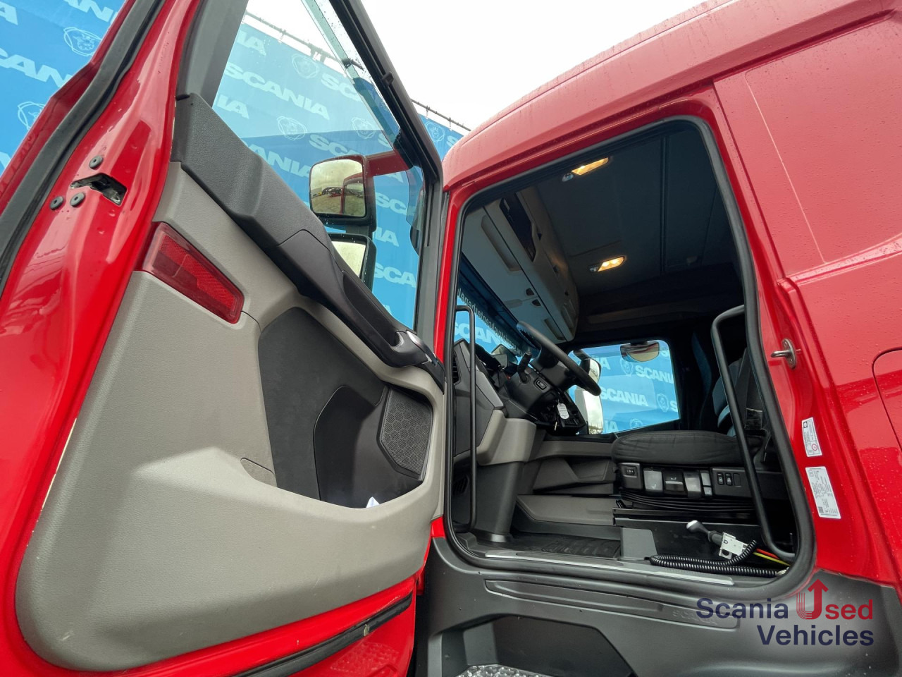 SCANIA R 450 A4x2NB DIFF-L RETARDER FULL AIR HYDRO 8T - شاحنة جرار: صور 3 SCANIA R 450 A4x2NB DIFF-L RETARDER FULL AIR HYDRO 8T - شاحنة جرار: صور 3