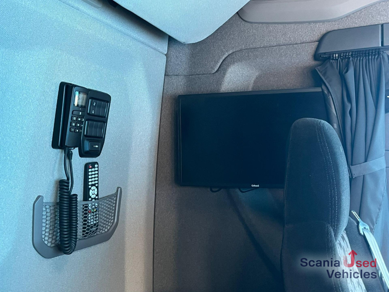 SCANIA S 450 A4x2NA DIFF-L RETARDER PARK AIRCO ACC - شاحنة جرار: صور 5 SCANIA S 450 A4x2NA DIFF-L RETARDER PARK AIRCO ACC - شاحنة جرار: صور 5