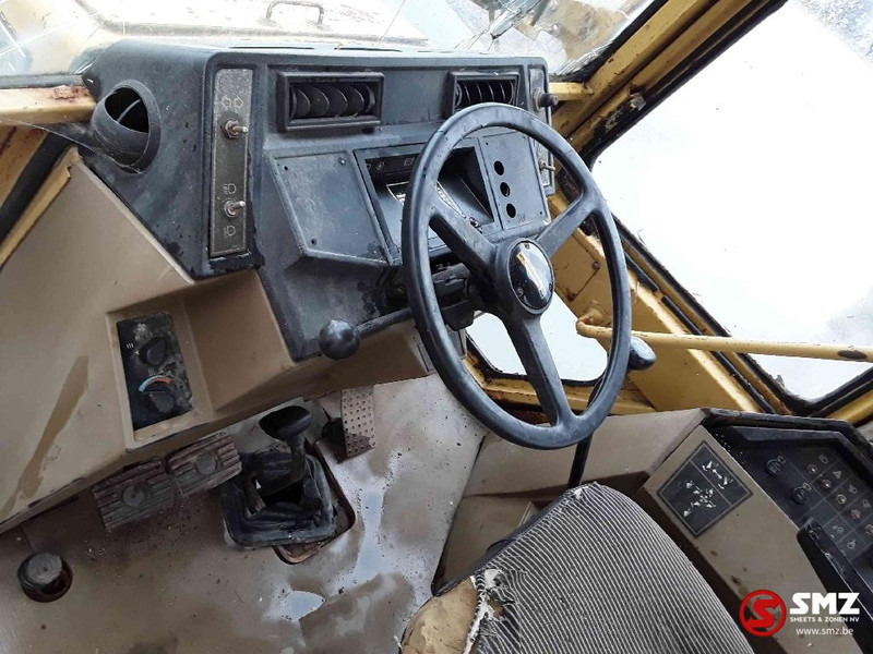 حفار متعدد الاستخدام Caterpillar 428: صور 8 حفار متعدد الاستخدام Caterpillar 428: صور 8