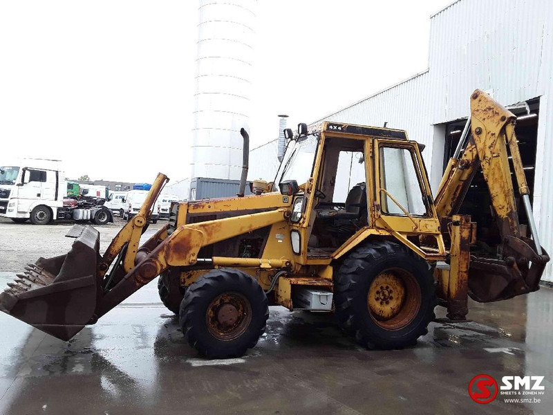 Caterpillar 428 - حفار متعدد الاستخدام: صور 5 Caterpillar 428 - حفار متعدد الاستخدام: صور 5