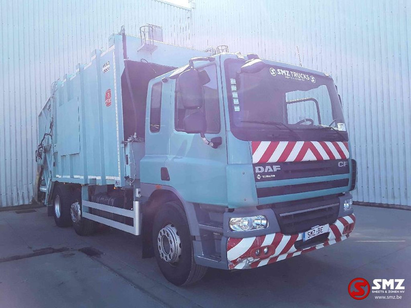 DAF 75 CF 310 VdK pusher 2000 +2x lift 4x on stocl - شاحنة القمامة: صور 1 DAF 75 CF 310 VdK pusher 2000 +2x lift 4x on stocl - شاحنة القمامة: صور 1