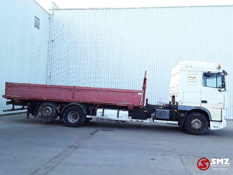 DAF 95 XF 430 6x2 manual 557000km - شاحنات مسطحة: صور 4 DAF 95 XF 430 6x2 manual 557000km - شاحنات مسطحة: صور 4