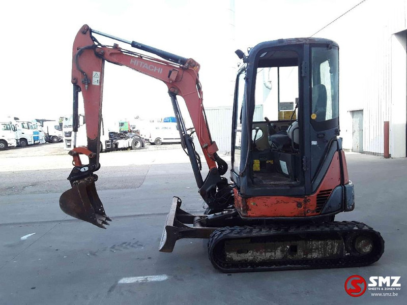 Hitachi ZX29U-3 airco - رافعة مجنزرة: صور 5 Hitachi ZX29U-3 airco - رافعة مجنزرة: صور 5