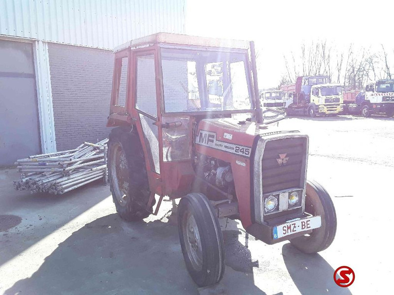Massey Ferguson Machine - جرار: صور 1 Massey Ferguson Machine - جرار: صور 1