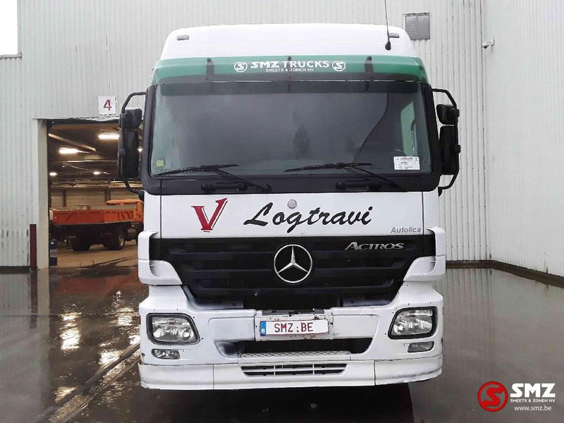 Mercedes-Benz Actros 1841 3 pedales - شاحنة جرار: صور 2 Mercedes-Benz Actros 1841 3 pedales - شاحنة جرار: صور 2