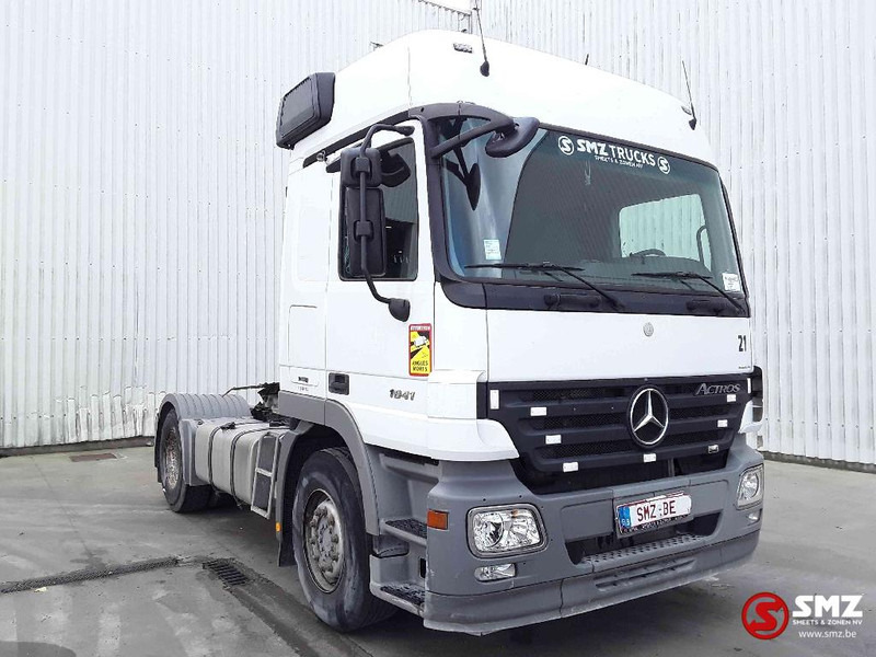 Mercedes-Benz Actros 1841 EPS 3 pedal 2x - شاحنة جرار: صور 1 Mercedes-Benz Actros 1841 EPS 3 pedal 2x - شاحنة جرار: صور 1