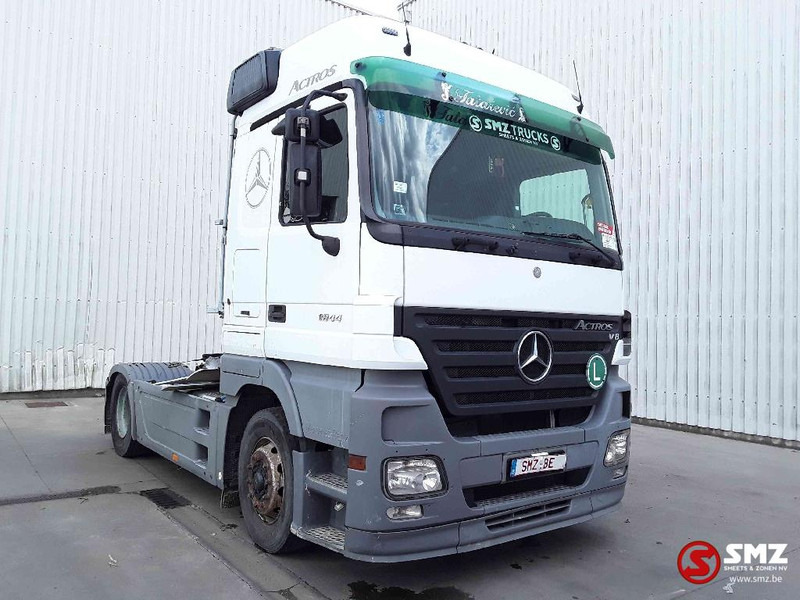 Mercedes-Benz Actros 1844 Eps Retarder - شاحنة جرار: صور 1 Mercedes-Benz Actros 1844 Eps Retarder - شاحنة جرار: صور 1