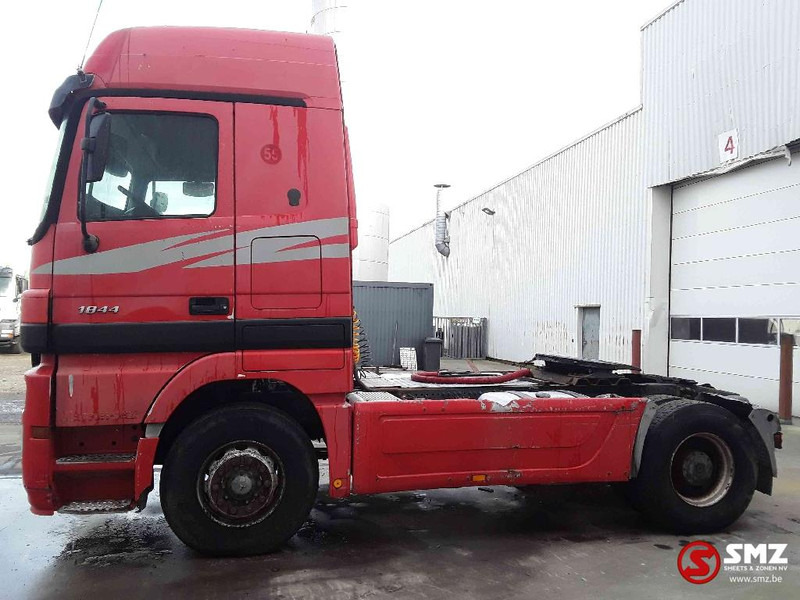 Mercedes-Benz Actros 1844 megaspace 2 tanks - شاحنة جرار: صور 5 Mercedes-Benz Actros 1844 megaspace 2 tanks - شاحنة جرار: صور 5