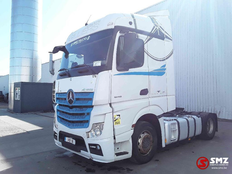 Mercedes-Benz Actros 1845 REtarder - شاحنة جرار: صور 3 Mercedes-Benz Actros 1845 REtarder - شاحنة جرار: صور 3