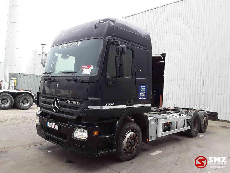 Mercedes-Benz Actros 2536 - الشاسيه شاحنة: صور 3 Mercedes-Benz Actros 2536 - الشاسيه شاحنة: صور 3