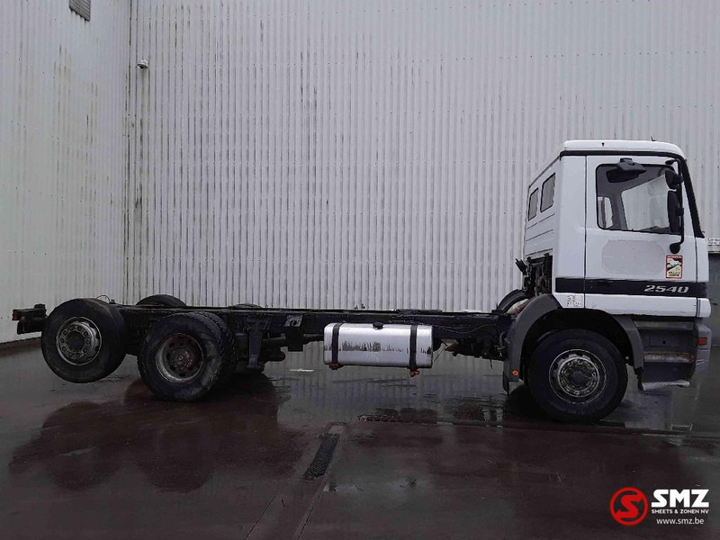 Mercedes-Benz Actros 2540 6x2 francais - الشاسيه شاحنة: صور 4 Mercedes-Benz Actros 2540 6x2 francais - الشاسيه شاحنة: صور 4