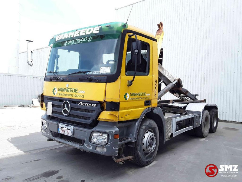 Mercedes-Benz Actros 2636 6x4 lames steel 3x - شاحنات الحاويات / جسم علوي قابل للتغيير شاحنة: صور 3 Mercedes-Benz Actros 2636 6x4 lames steel 3x - شاحنات الحاويات / جسم علوي قابل للتغيير شاحنة: صور 3