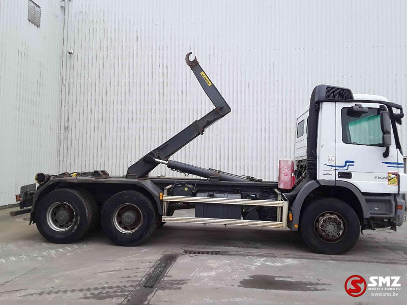 Mercedes-Benz Actros 2636 6x4 manual - شاحنات الحاويات / جسم علوي قابل للتغيير شاحنة: صور 4 Mercedes-Benz Actros 2636 6x4 manual - شاحنات الحاويات / جسم علوي قابل للتغيير شاحنة: صور 4