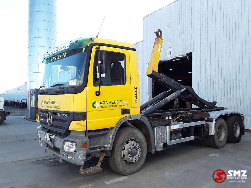 Mercedes-Benz Actros 2636 6x4 steel lames 3x - شاحنات الحاويات / جسم علوي قابل للتغيير شاحنة: صور 3 Mercedes-Benz Actros 2636 6x4 steel lames 3x - شاحنات الحاويات / جسم علوي قابل للتغيير شاحنة: صور 3