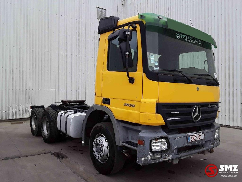 Mercedes-Benz Actros 2636 6x4 steel lames EPS - شاحنة جرار: صور 1 Mercedes-Benz Actros 2636 6x4 steel lames EPS - شاحنة جرار: صور 1