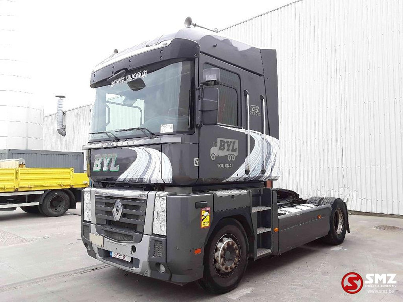 Renault Magnum 480 - شاحنة جرار: صور 3 Renault Magnum 480 - شاحنة جرار: صور 3