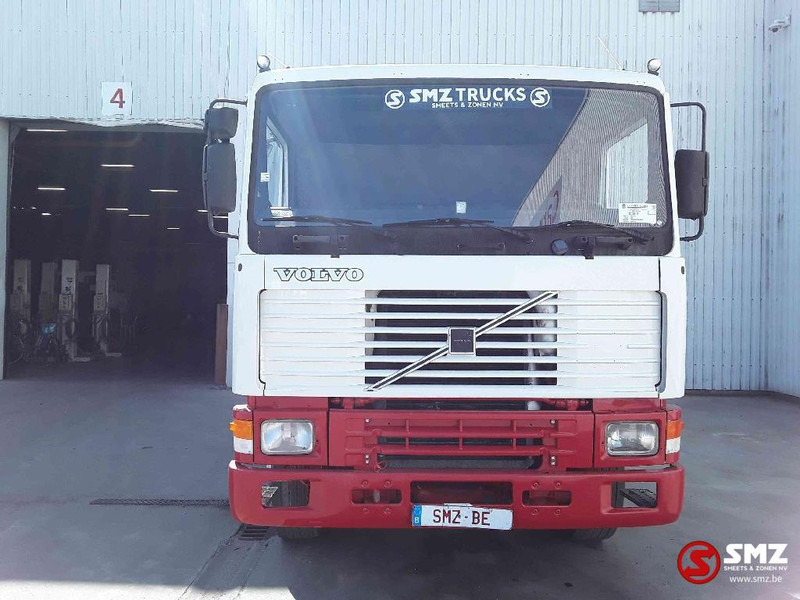 Volvo F 12 France truck air suspension sr 12 gear top - شاحنة جرار: صور 2 Volvo F 12 France truck air suspension sr 12 gear top - شاحنة جرار: صور 2