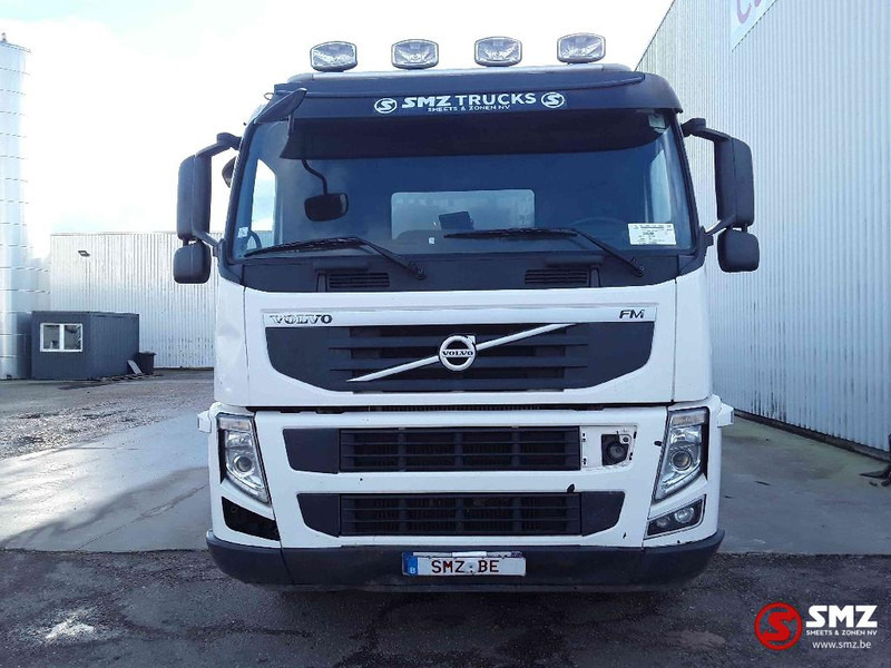 Volvo FM 390 - شاحنة صهريج: صور 2 Volvo FM 390 - شاحنة صهريج: صور 2