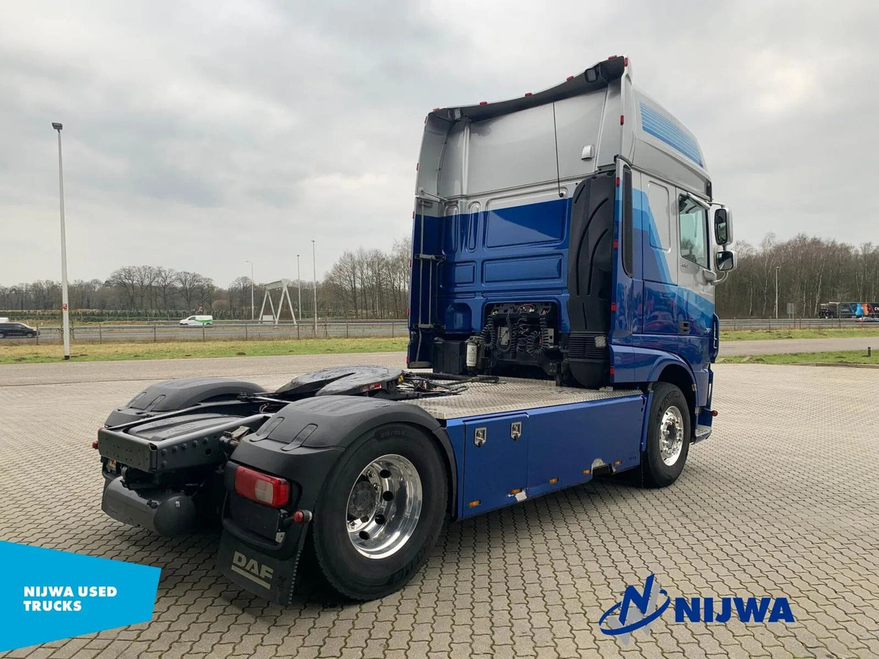 DAF XF 480 4X2 Schuifschotel + Hydrauliek - شاحنة جرار: صور 3 DAF XF 480 4X2 Schuifschotel + Hydrauliek - شاحنة جرار: صور 3