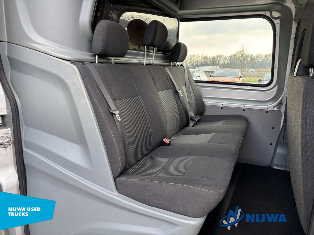 فان المدمجة, الشاحنات الصغيرة كابينة مزدوجة Ford Transit 130 L3H2 Dubbele cabine + Trekhaak: صور 15