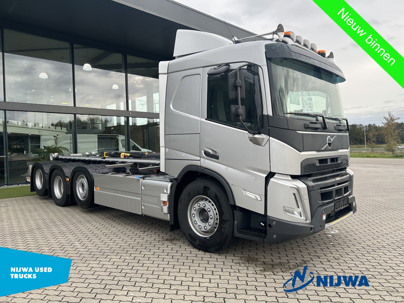Volvo FMX 540 8x2 Hyva Haakarm + Vangmuil - شاحنة ذات الخطاف: صور 2 Volvo FMX 540 8x2 Hyva Haakarm + Vangmuil - شاحنة ذات الخطاف: صور 2