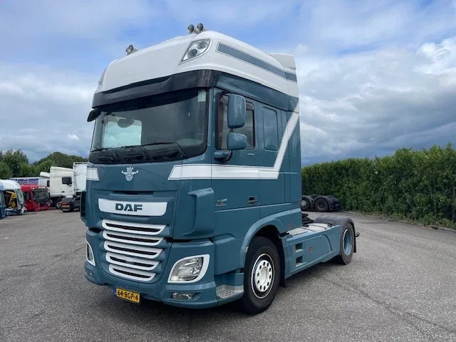 DAF XF 460 FT Euro6 - شاحنة جرار: صور 2 DAF XF 460 FT Euro6 - شاحنة جرار: صور 2