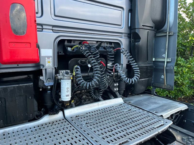 DAF XF 530 FT SSC Euro6 Intarder - شاحنة جرار: صور 5 DAF XF 530 FT SSC Euro6 Intarder - شاحنة جرار: صور 5