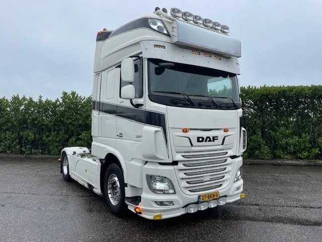 DAF XF 530 FT euro6 - شاحنة جرار: صور 1 DAF XF 530 FT euro6 - شاحنة جرار: صور 1
