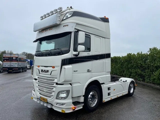 DAF XF 530 FT euro6 - شاحنة جرار: صور 2 DAF XF 530 FT euro6 - شاحنة جرار: صور 2