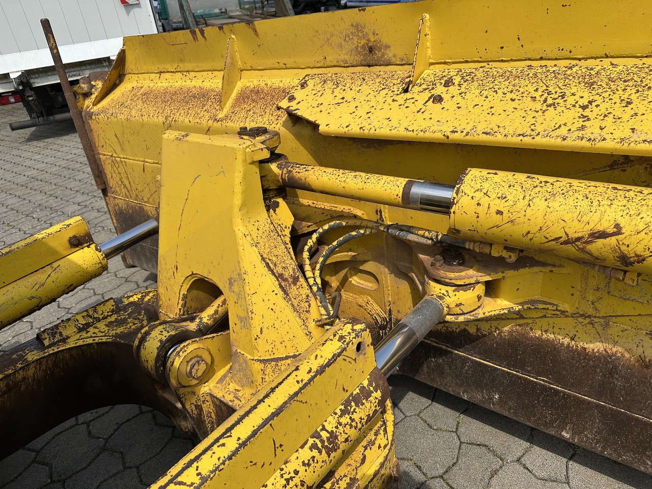 Komatsu D61EX-12 Planier Raupe 6-Wege Schild - بلدوزر: صور 4 Komatsu D61EX-12 Planier Raupe 6-Wege Schild - بلدوزر: صور 4