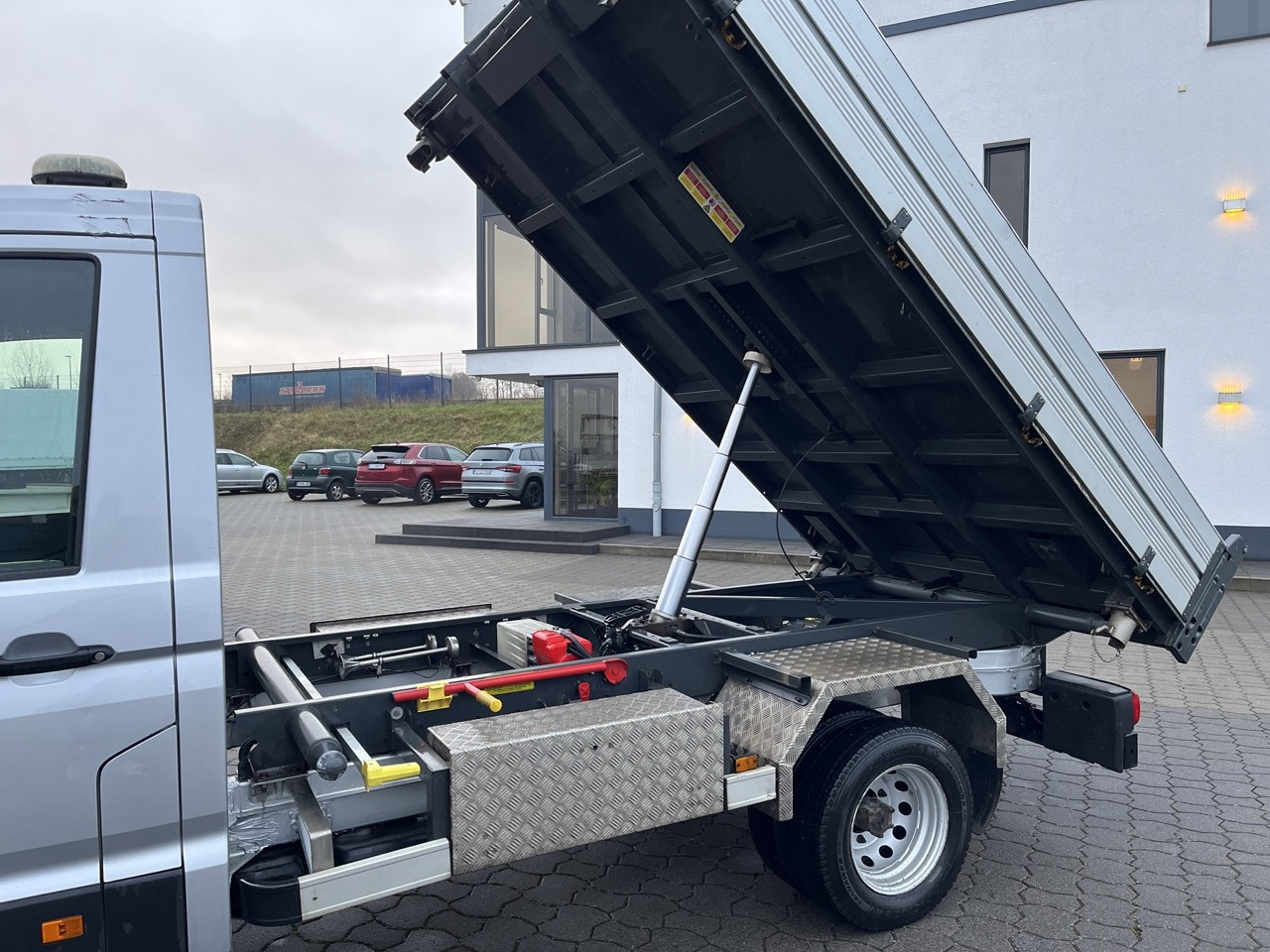 MAN TGE 3.180 4x2 Zwillingsbereift - قلاب صغير: صور 2 MAN TGE 3.180 4x2 Zwillingsbereift - قلاب صغير: صور 2