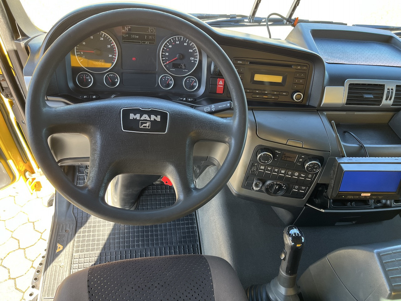 MAN TGS 28.480 6x4 4x4 Dreiseitenkipper Allrad Liftachse - قلابات: صور 5 MAN TGS 28.480 6x4 4x4 Dreiseitenkipper Allrad Liftachse - قلابات: صور 5