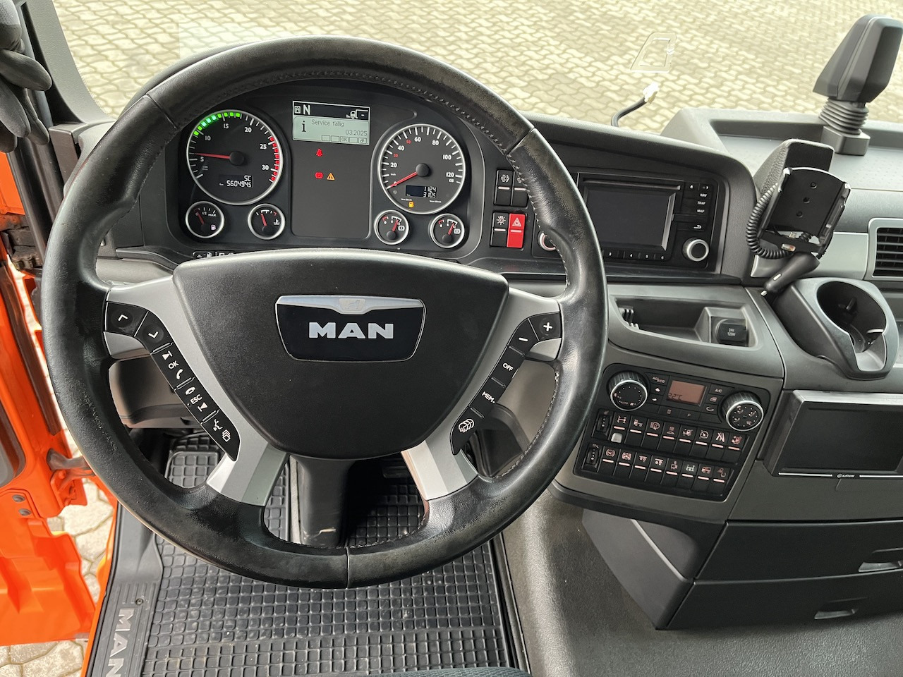 MAN TGX 26.480 6x2 Atlas 145.2 Baustoff - شاحنة كرين, شاحنات مسطحة: صور 2 MAN TGX 26.480 6x2 Atlas 145.2 Baustoff - شاحنة كرين, شاحنات مسطحة: صور 2