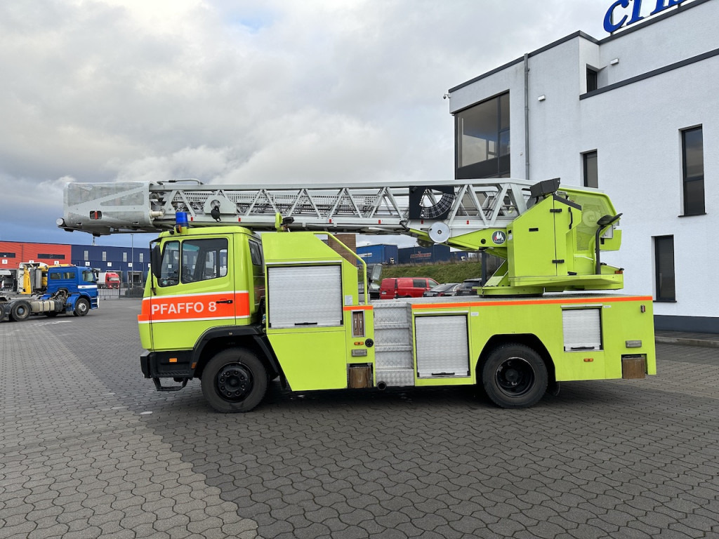 مصاعد الازدهار محمولة على شاحنة Mercedes-Benz 1224 4x2 Dreh Leiter 25 m   Korb  Feuerwehr: صور 9