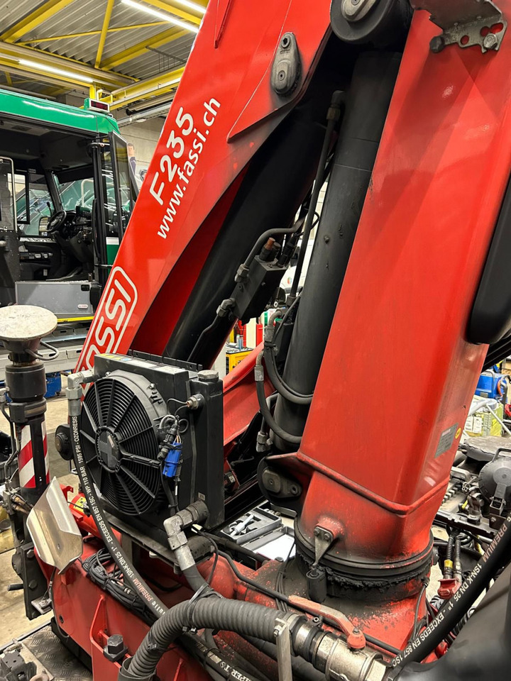 Mercedes-Benz FASSI F 235 A.2.23 Kran + Funk - ونش كرين: صور 5 Mercedes-Benz FASSI F 235 A.2.23 Kran + Funk - ونش كرين: صور 5