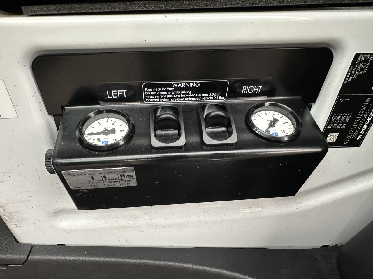 Mercedes-Benz Sprinter 319 CDI Koffer LBW RFK SH Tempomat - الشاحنات الصغيرة صندوق مغلق: صور 3 Mercedes-Benz Sprinter 319 CDI Koffer LBW RFK SH Tempomat - الشاحنات الصغيرة صندوق مغلق: صور 3